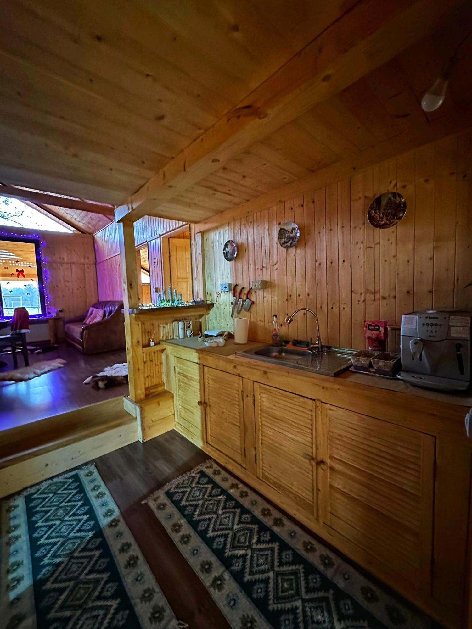 Casuta Din Stejari-transalpina Ferienhaus