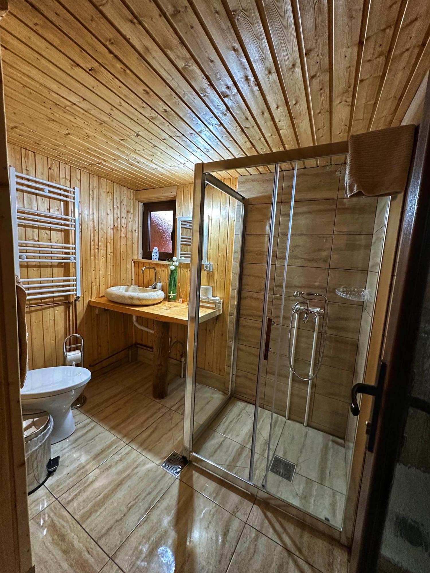 Ferienhaus Casuta Din Stejari-transalpina Novaci-Străini